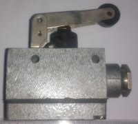 mikrospínač B612-2