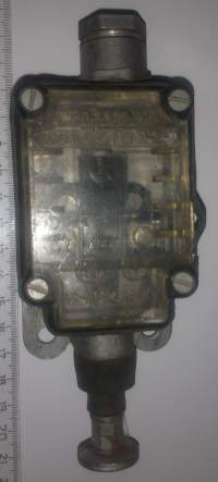 tlačítko typ SV 250V/4A, starší, používaný .. cena na dotaz / price on request