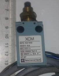 tlačítko XCM NFC 63-140, přívod 1m, z demontáže .. cena na dotaz / price on request