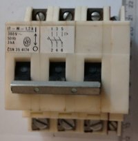 jistič IT M 1,2A z demontáže, nutno otestovat