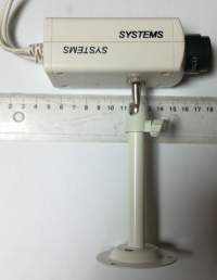 atrapa kamery s držákem