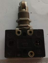 mikrospínač , starší  .. cena na dotaz / price on request