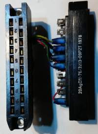 konektor samice 20pin použitý 20AgBN-76/3213-09PZT 1978  .. cena na dotaz / price on request