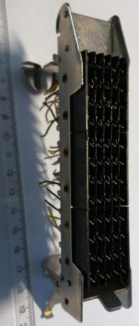 konektor samice 12x5pin použitý  .. cena na dotaz / price on request