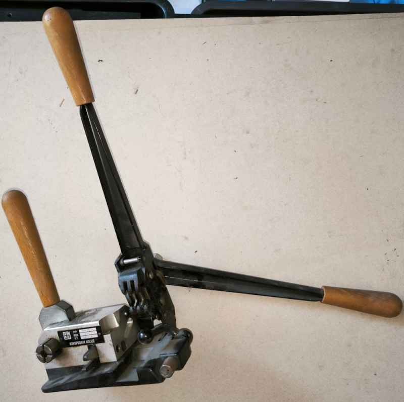 Paskovačka Kovopodnik Holice PP-10, starší