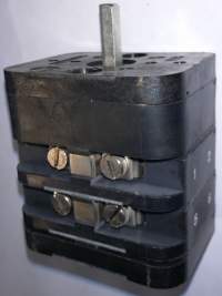 přepínač VS32-8351A4 -  OBZOR