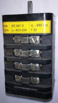 není skladem - přepínač VS32-2254A4 -  OBZOR