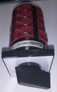 přepínač LOVATO GN6312U  .... cena na dotaz / price on request