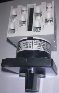 přepínač LOVATO GX1653U  .... cena na dotaz / price on request