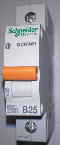 není skladem - jistič B25 - DCKA61 Schneider - 11526 1P B 25A