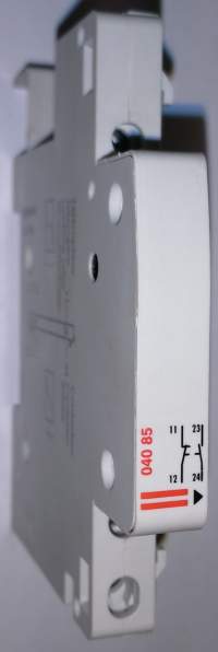 040 85 Legrand - Auxillary contact .. cena na dotaz / price on request