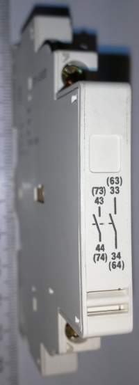 pomocné kontakty EP1 AN20