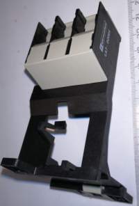 LA7D2064 - TESYS DRŽÁK RELÉ   .. cena na dotaz / price on request