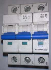 jistič Schrack MCB C2 -  3pol.