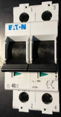 jistič  EATON IS-40/2