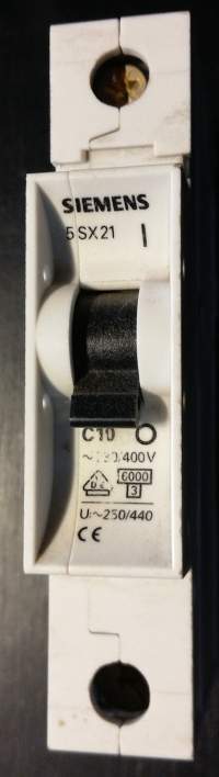 není skladem - jistič  SIEMENS 5SX21-C4