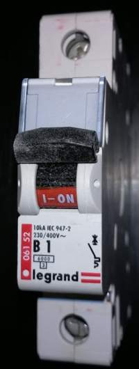 jistič  Legrand 06152 - B1