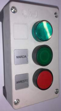 přepínačová krabice bez vnitřku