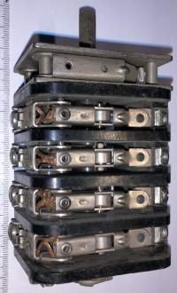 přepínač KSP44758 380V 15A starší   .. cena na dotaz / price on request