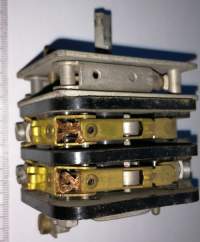 přepínač KSP15 19001111 TAH2 380V 15A starší   .. cena na dotaz / price on request