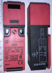 XCSPA792 - Blokovací bezpečnostní spínač 2NC Laminát   .. cena na dotaz / price on request