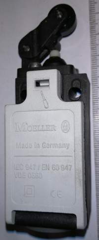 spínač AT0-11-S-I   .. cena na dotaz / price on request