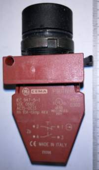 není skladem - P9B11VN spínač včetně hlavice  .. cena na dotaz / price on request