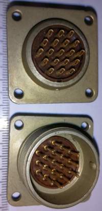 VŠ24B19Š1A - konektor, pájený