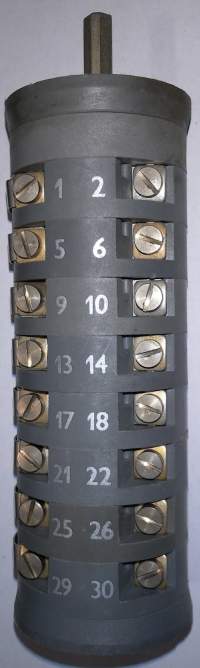 přepínač VS10-2208C8 OBZOR