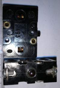 mikrospínač u493, 4 šroubky