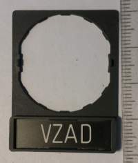 štítek VZAD