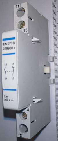 ES071B pomocný kontakt   .. cena na dotaz / price on request