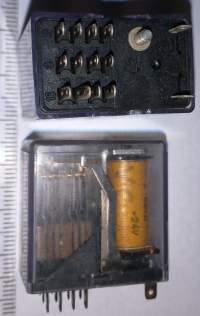 relé LUN2621.5/513 611713 - 24Vss 4P starší, šroubek   .. cena na dotaz / price on request