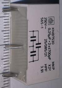 KNB7530 0,25uF+2x4700pF MKP X2Y -  pájený