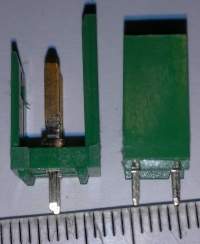 konektor 2pin TE  .. balení 55 ks za 50 Kč