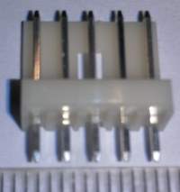 konektor 5pin TYCO 171825-5  .. balení 24 ks za 50 Kč