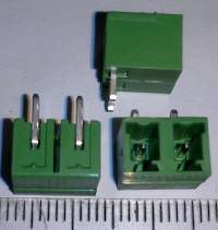 konektor 2pin   .. balení 60 ks za 100 Kč