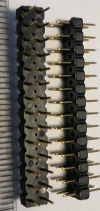 není skladem - lišta 28pin 2x14  .. balení 22 ks za 40 Kč