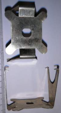 spona k feritovému hrníčku P36