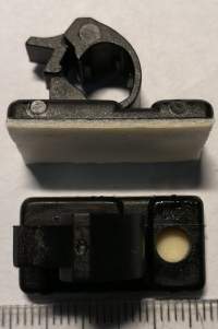 LPR5501 - plastový držák na kabel samolepící .. balení 20ks