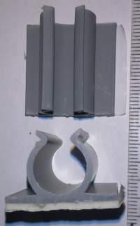 samolepící držák kabelů LPR5104 .. balení 24ks za 30Kč