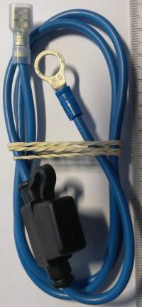 není skladem - kablík modrý délka 600mm s fastonem, pojistkou a očkem .. balení 20ks za 70Kč