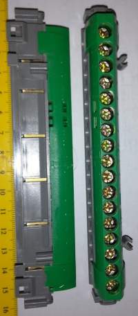 svorkovnice LEGRAND 04835 99 49 - černá