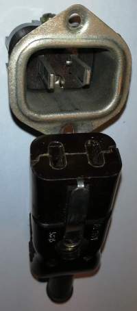 není skladem - REMOS konektory - pár