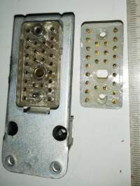 konektor 26pin , pár, pájený .. cena na dotaz / price on request