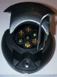 zásuvka na přívěs, 7 kolik