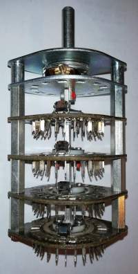 přepínač 26 poloh, 4 patra, nový