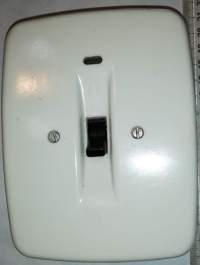 3-fázový spínač, starší