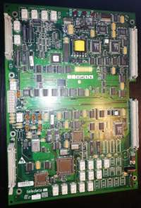 není skladem - deska na ND, 20x rele, XC3020A, CY7C421, ...