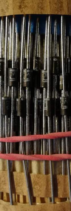 není skladem - ZY6,8 - Zener dioda 2W DO-41  .. balení 1000ks za 90Kč